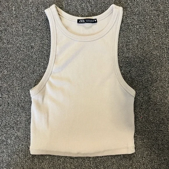 Bundle of Two Zara Tanks - Picture 3 of 10